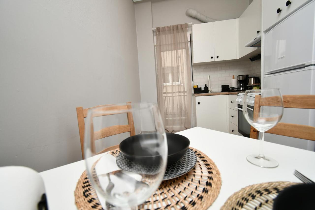 Central Cozy Apartment Янина Екстериор снимка