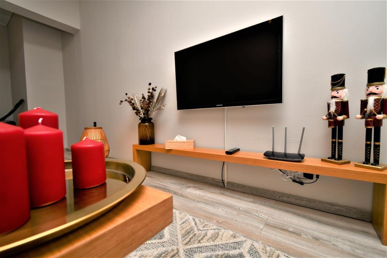 Central Cozy Apartment Янина Екстериор снимка